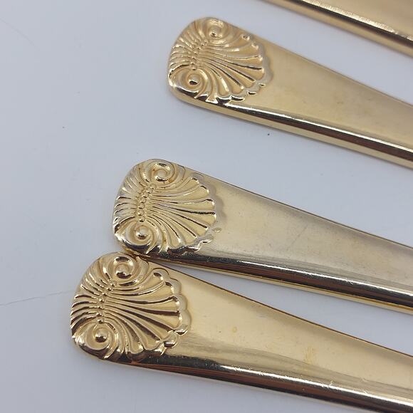Vtg Shell Stainless Japan Gold Tone Dinner Knifes Regency - Picture 5 of 15